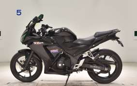 HONDA CBR250R GEN 3 2002 MC41