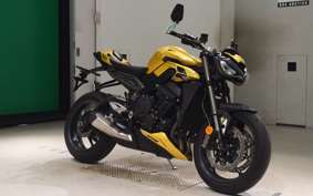 TRIUMPH STREET TRIPLE RS 2024