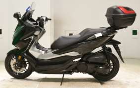 HONDA FORZA 250 MF13