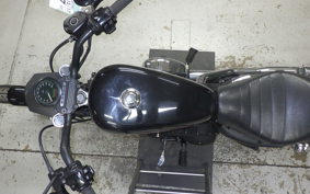 OTHER +HD. XL883R 2005