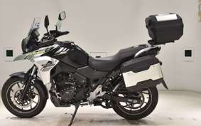 SUZUKI V-STROM 250 A