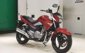 SUZUKI GSR250