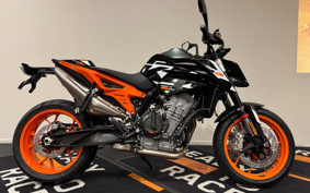 KTM 890 DUKE GP TU940