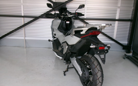 HONDA X-ADV 750 2025 RH21