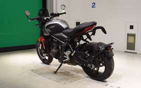 TRIUMPH TRIDENT 660 2023