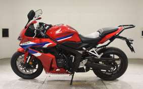 HONDA CBR650R E-Clutch 2025 RH17