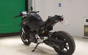 BMW F900R 2025