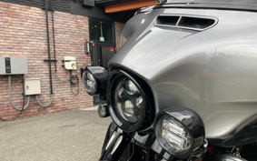 HARLEY FLHTKSE CVO 2019 TEH