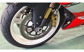 SUZUKI GSX-R1000 2002 GT74A