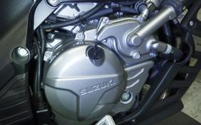 SUZUKI Vストローム650XTA 2023 C733M