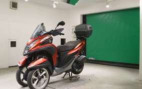 YAMAHA TRICITY 125 SE82J