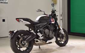 TRIUMPH TRIDENT 660 2024