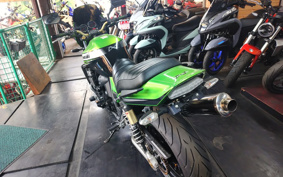 KAWASAKI ZRX1200 DAEG 2011 ZRT20D