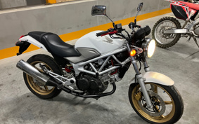 HONDA VTR 250 MC33