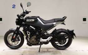 HUSQVARNA SVARTPILEN 401 2021