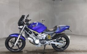 HONDA VTR 250 MC33