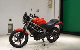 HONDA VTR 250 Gen. 2 2011 MC33