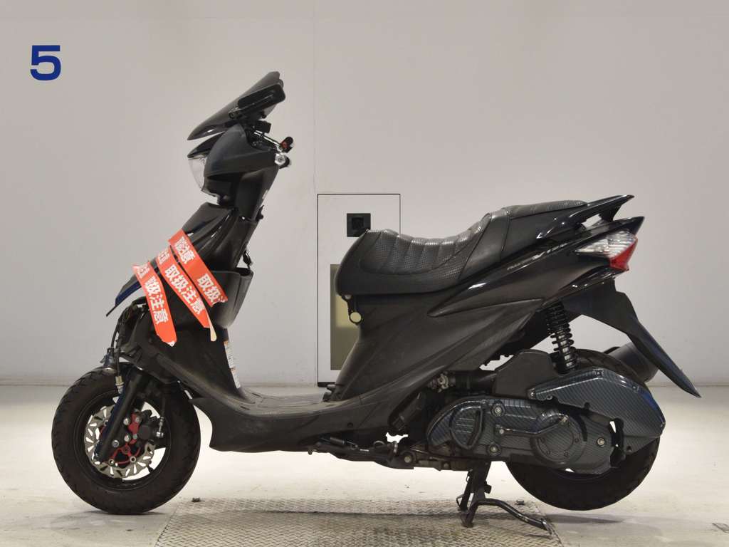 Фото Suzuki ADDRESS V125 S с японского аукциона