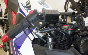 HONDA CBR250R GEN 3 MC41