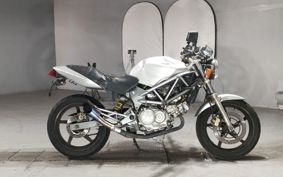 HONDA VTR 250 MC33