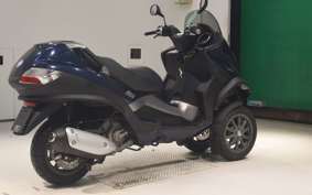 PIAGGIO MP3 250