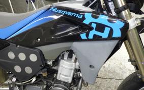 HUSQVARNA SM570R 2009