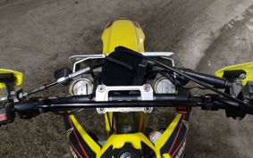 SUZUKI RM125 RF16A