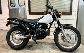 YAMAHA TW225 DG09J