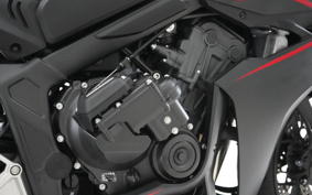 HONDA CBR650R E-Clutch 2025 RH17