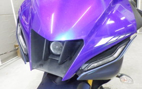 YAMAHA YZF-R15 2025