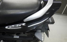 SUZUKI GSR250