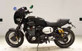YAMAHA XJR1300 C 2017