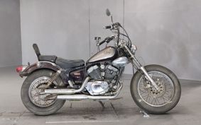 YAMAHA VIRAGO 250 3DM