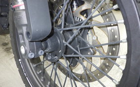 HUSQVARNA SVARTPILEN 401 2024