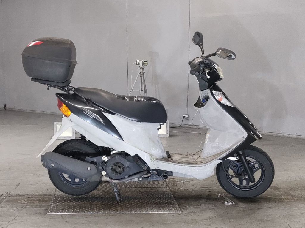 Фото Suzuki ADDRESS V125 с японского аукциона