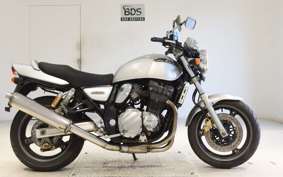 SUZUKI INAZUMA 1200 (GSX1200) 1998 GV76A