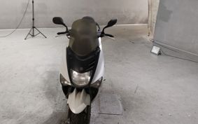 YAMAHA MAJESTY 125 SE27