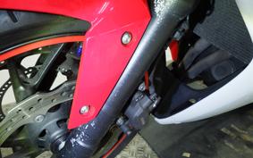 HONDA CBR650F 2015 RC83