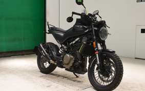 HUSQVARNA SVARTPILEN 401 2023