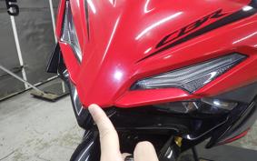 HONDA CBR150R 2001
