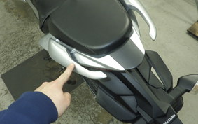 SUZUKI ｼﾞｸｻｰ250