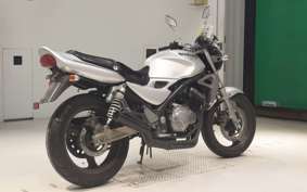 SUZUKI GSX250FX ZR250C
