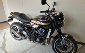 KAWASAKI Z900RS 2025 ZR900K