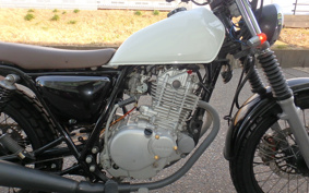 SUZUKI GLASS TRACKER BIG BOY NJ47A