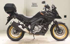 SUZUKI DL650 ( V-Strom 650 ) XT 2026 C733M