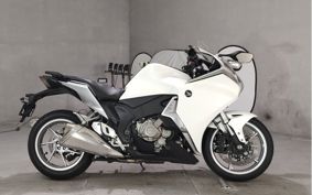 HONDA VFR1200F SC63