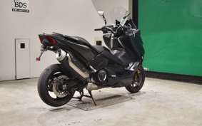YAMAHA T-MAX 530 DX 2017 SJ15J