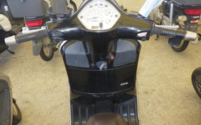 VESPA GT200L