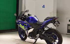 YAMAHA YZF-R25