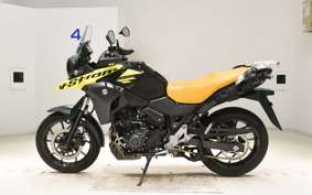 SUZUKI Vｽﾄﾛｰﾑ250 2022